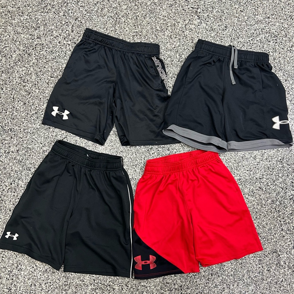 Under Armour Athletic Shorts Set